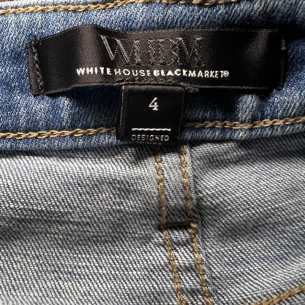 White House Black Market Denim Mini Skirt Medium Wash Chain Bit Detail Size 4 - Picture 7 of 8